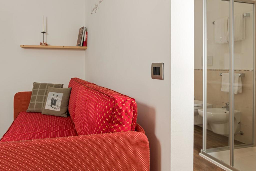 Hotel Garni Lastei ปอซซาดิฟัซซา ภายนอก รูปภาพ